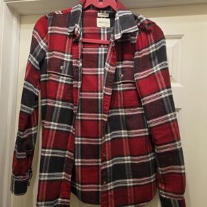 American Eagle Outfitters Red and Black Plaid Shirt